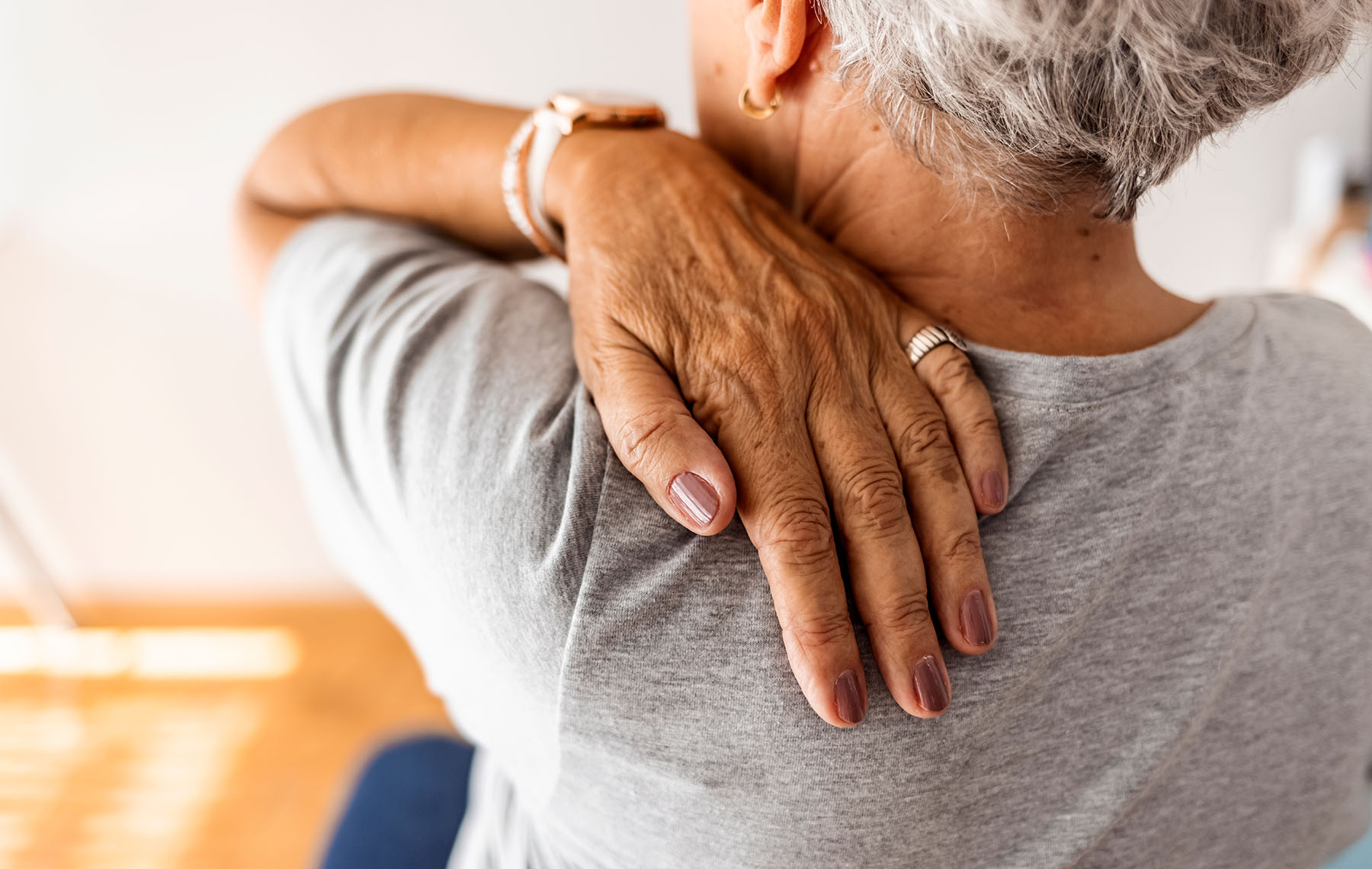 Cómo prevenir la osteoporosis en las mujeres: Guía completa