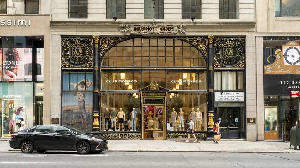 Club Monaco 5th Avenue