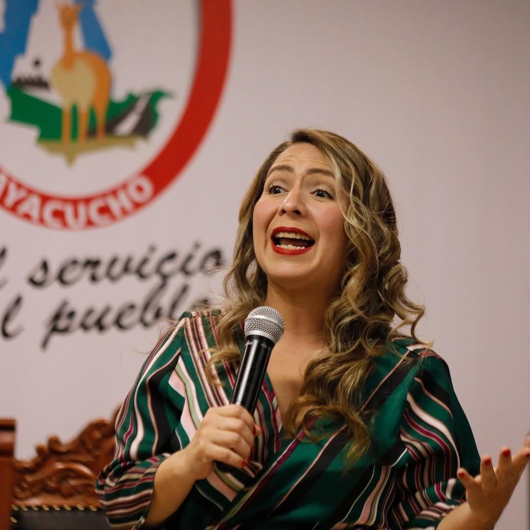 👩🏻‍💼Athenea Garza: La magia de liderar con pasión, risa y autenticidad